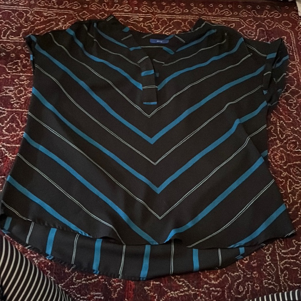 Apt 9 size large blouse black blue and grey